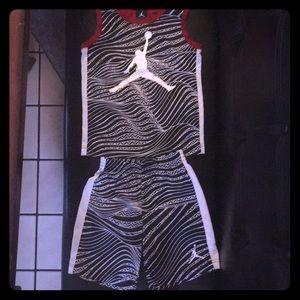 Jordan tank and short set; like new; size 5 boys